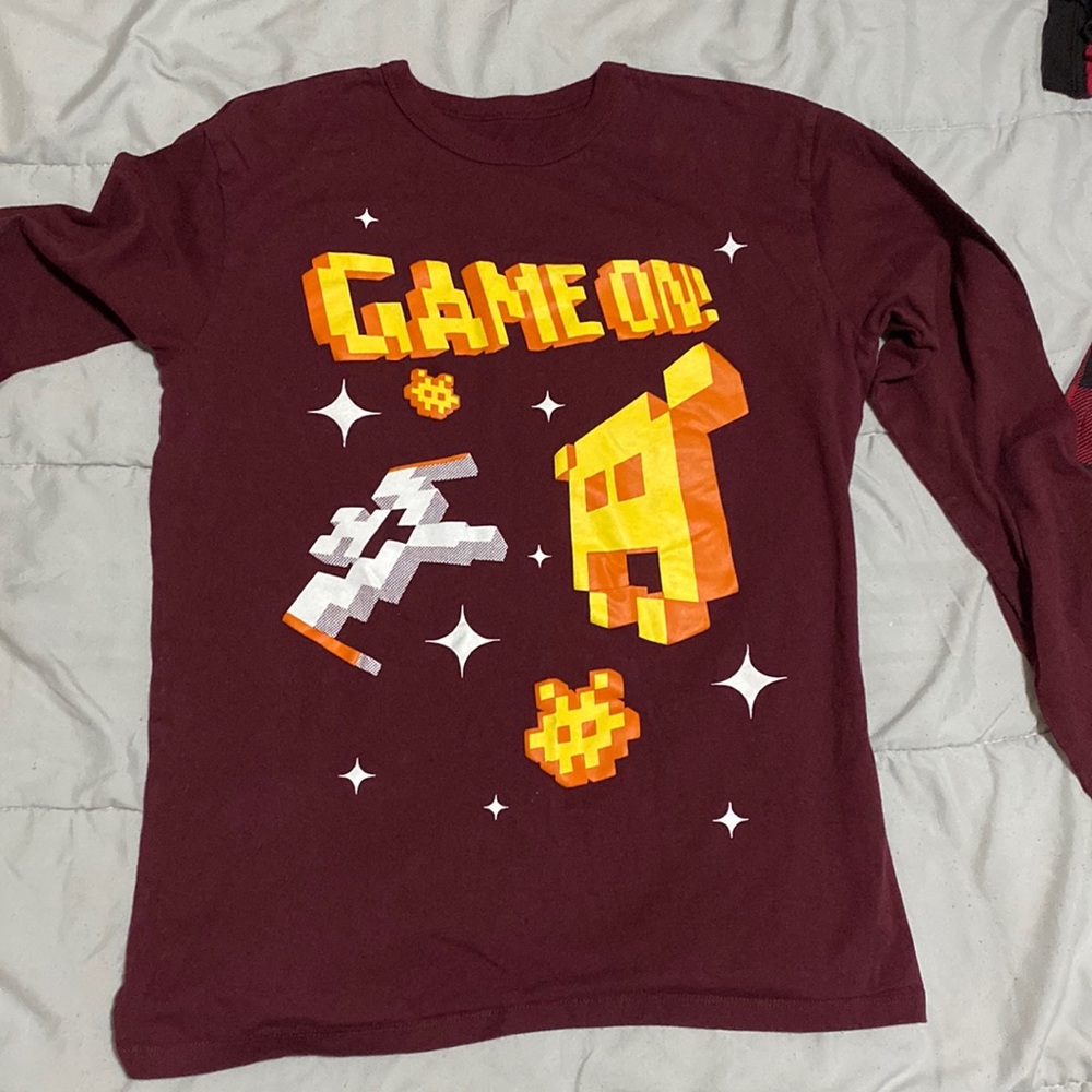 2 Boys Long sleeve graphic tees